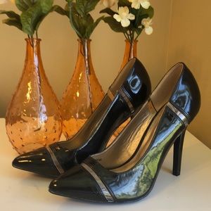 CHARLOTTE RUSSE black patent heels size 9 stylish